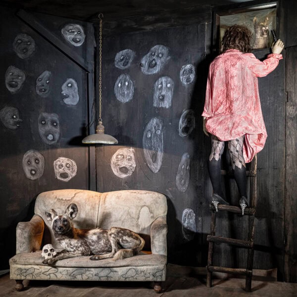 Inspizierend / Inspecting, 2022